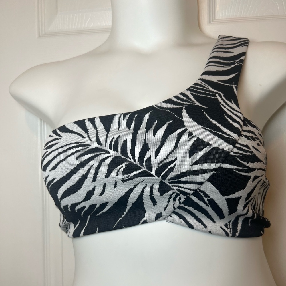 Zara Cold Shoulder Zebra Print Crop Top Size‎ Small Animal Print Y2K Trendy